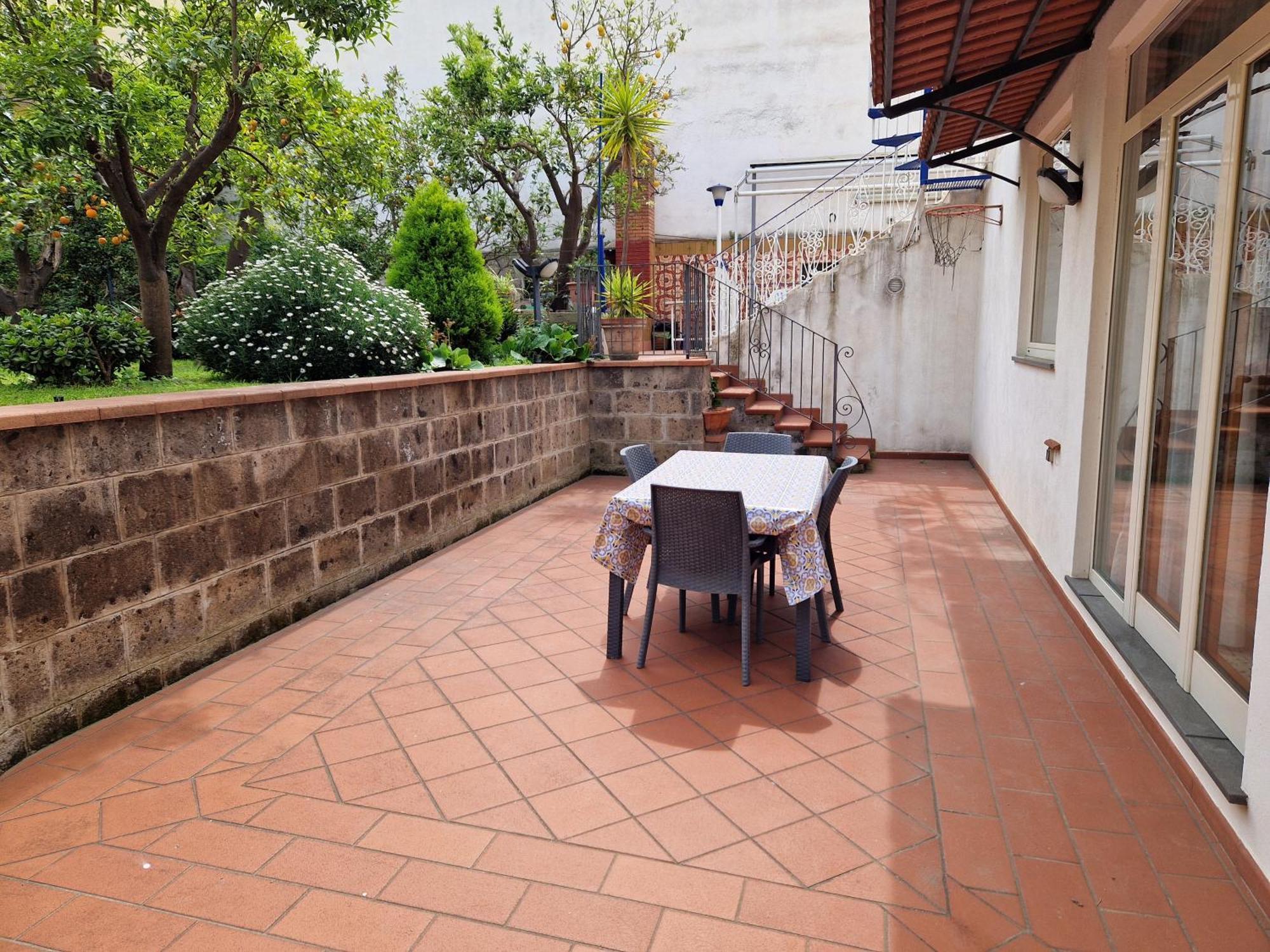 Apartamento Il Giardino Dei Gigli Meta Exterior foto