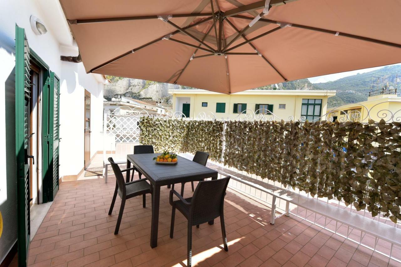 Apartamento Il Giardino Dei Gigli Meta Exterior foto